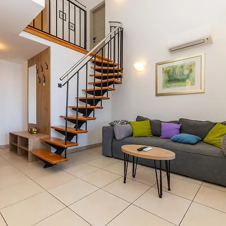 Sanpier Apartment *
